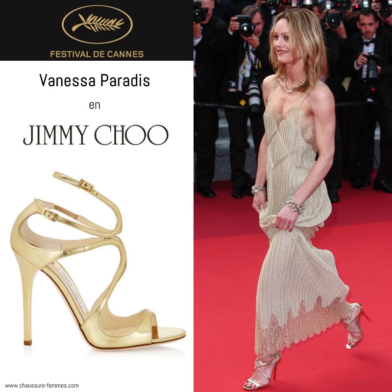 18 mai - Vanessa Paradis en sandales "Lance" de Jimmy Choo pour la montée des marches de "La Fille Inconnue"