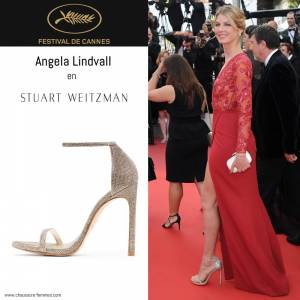 16 mai - Angela Lindvall en sandales "Nudist" de Stuart Weitzman lors de la montée des marches de "Loving"