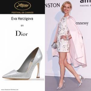 19 mai - Eva Herzigova en escarpins Dior lors du Gala AmfAR