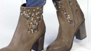 boots femme a clous