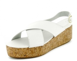 Sandales blanches (du 36 au 41), 19€ sur Kiabi