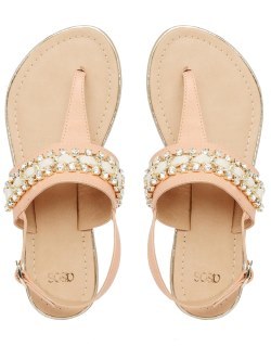 sandales Asos Florrie (du 35 au 42), 38,99€