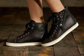 basket ugg blanche