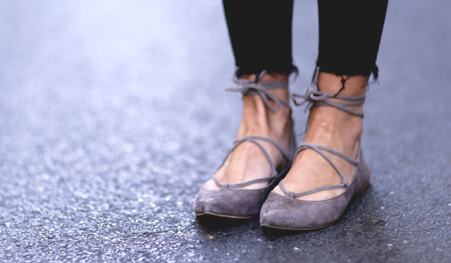 ballerines à lacets cheville